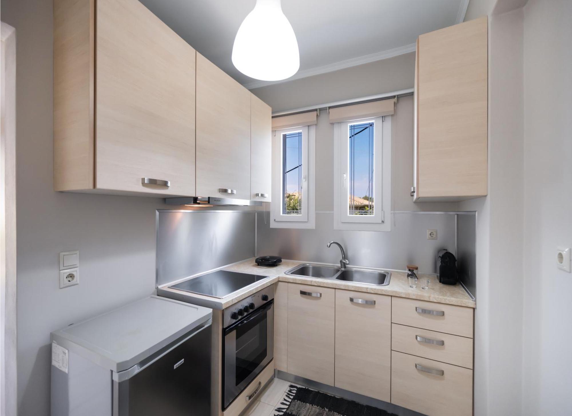 Apricus Apartments Apolpaina Екстериор снимка
